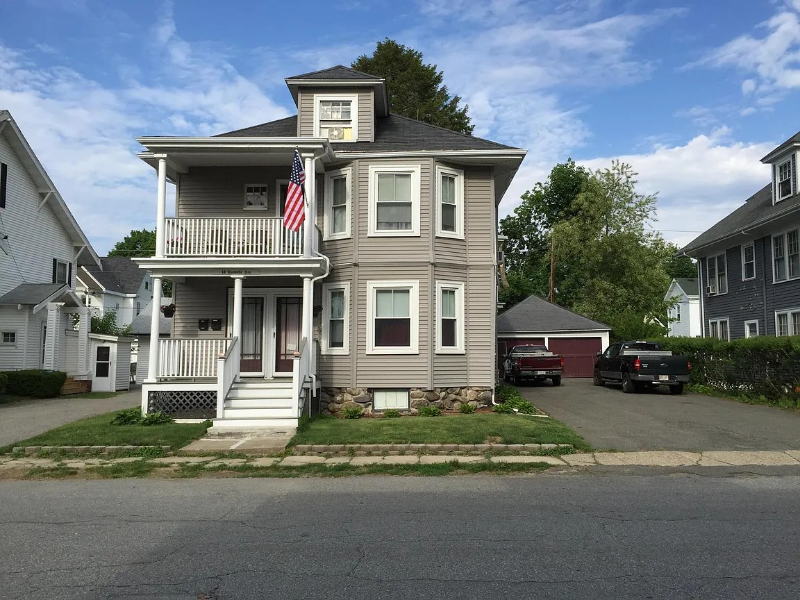 18 Lamoille Ave #2 - Photo 2 of 13