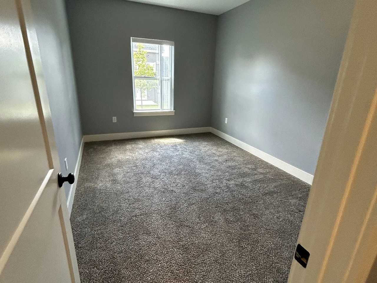 29 Grove Crossing Ct #7216 - Photo 4 of 18