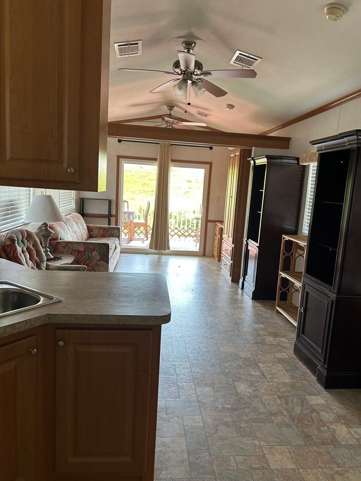 9751 Fl #S41 - Photo 5 of 7