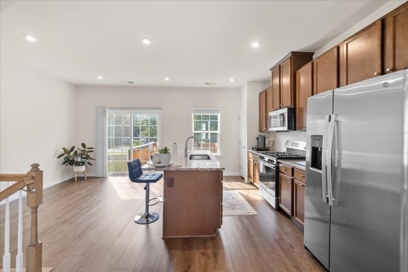 6620 Pathfinder Way - Photo 6 of 18