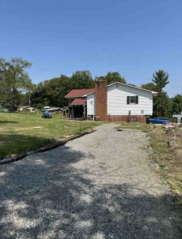 4755 Oak Ridge Rd