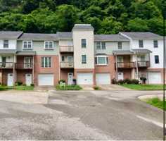 featured image of 4 Woodland Trl #102