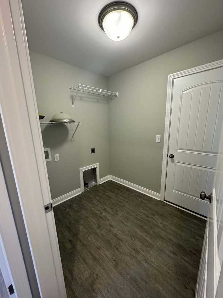 3234 Clover Field Ct - Photo 6 of 11