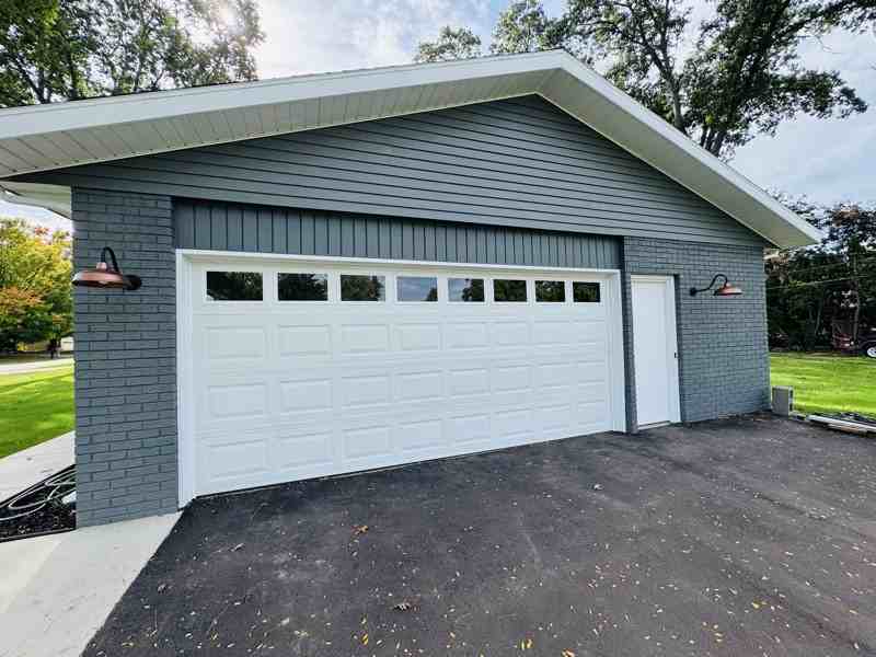 5800 Ponderosa Dr - Photo 5 of 43