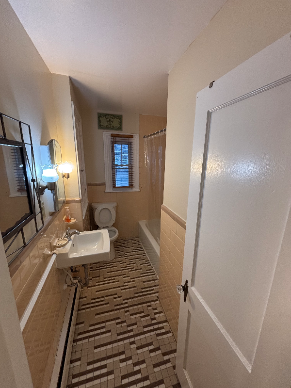 395 Fir St #2ndFL - Photo 3 of 7