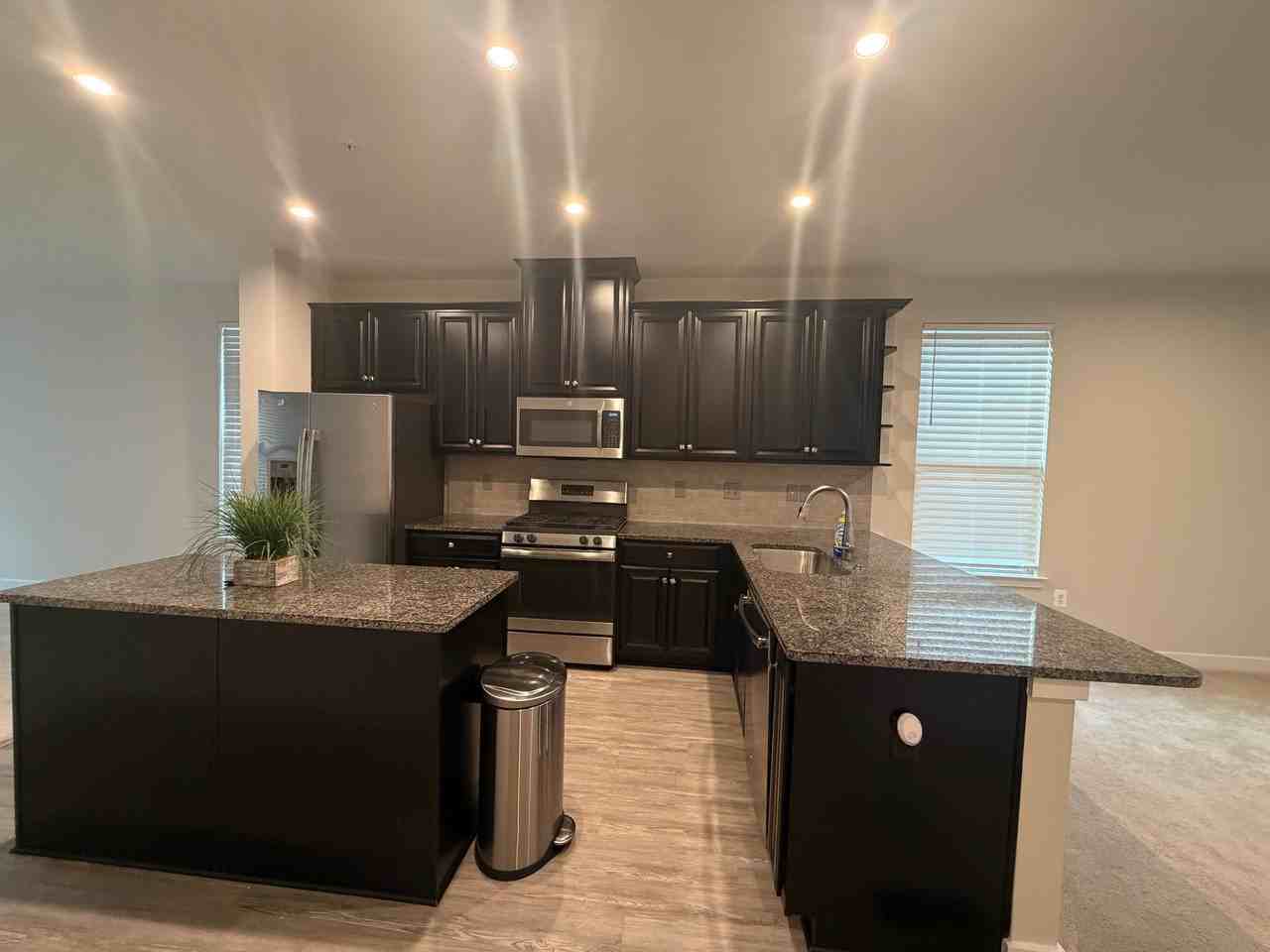 2818 Arts Vista Blvd - Photo 2 of 22