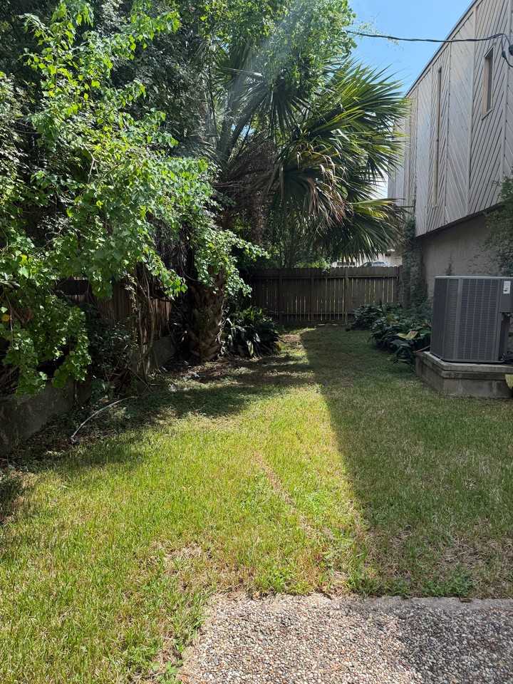 2305 Lazy Lake Dr - Photo 7 of 17
