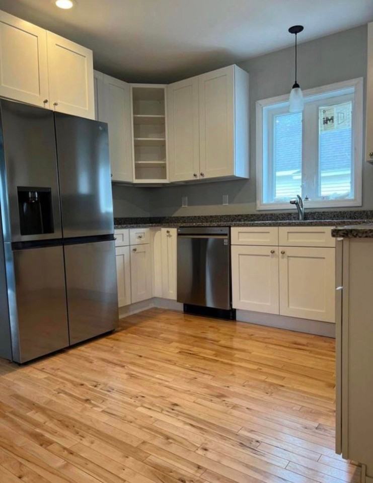 48 Spring St - Photo 5 of 6