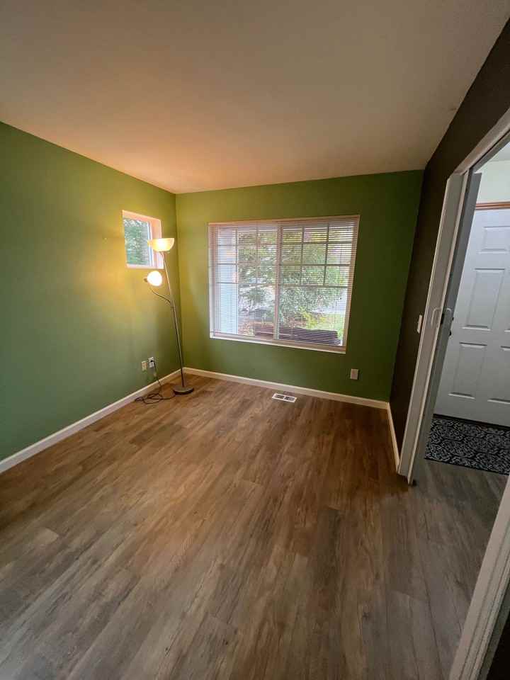 4805 147th Pl Se - Photo 4 of 20