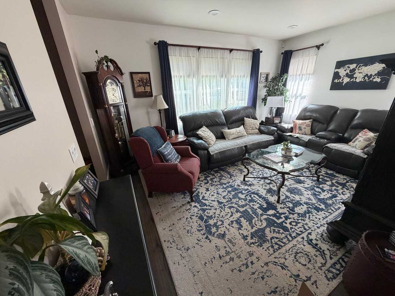 75 Gerard Ln - Photo 3 of 13