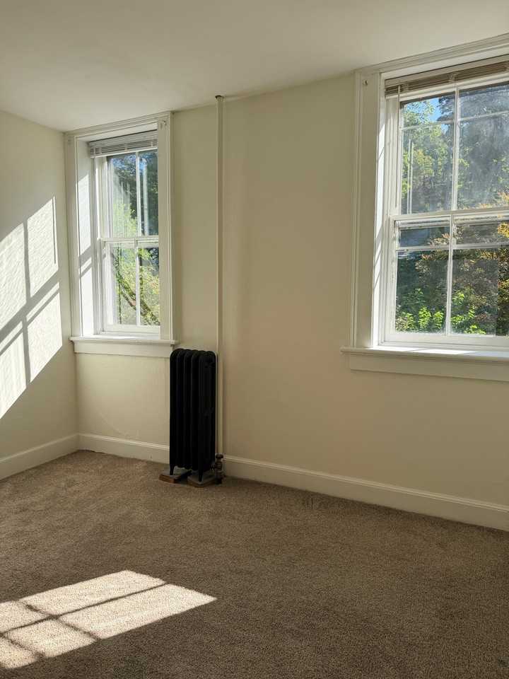 83 Main St #2C - Photo 4 of 7
