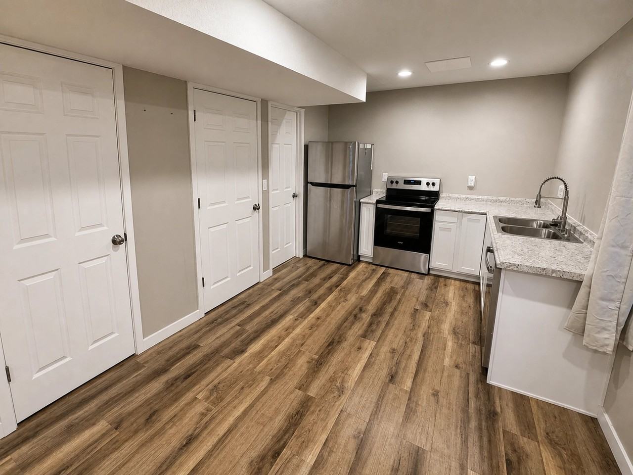 1355 E 100th Ln #B - Photo 3 of 11