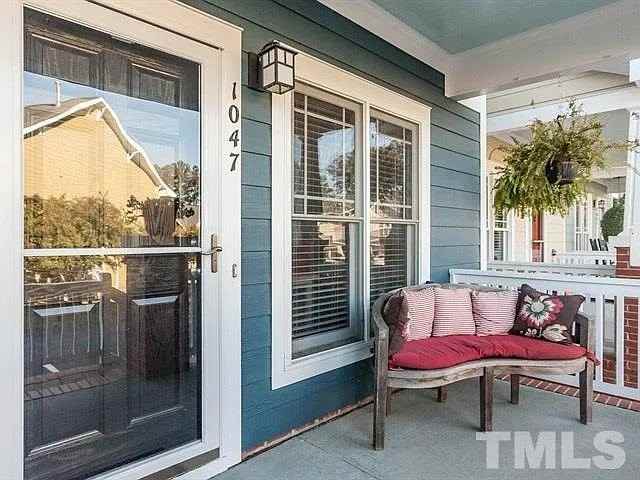 1047 Mica Lamp Ct - Photo 2 of 10