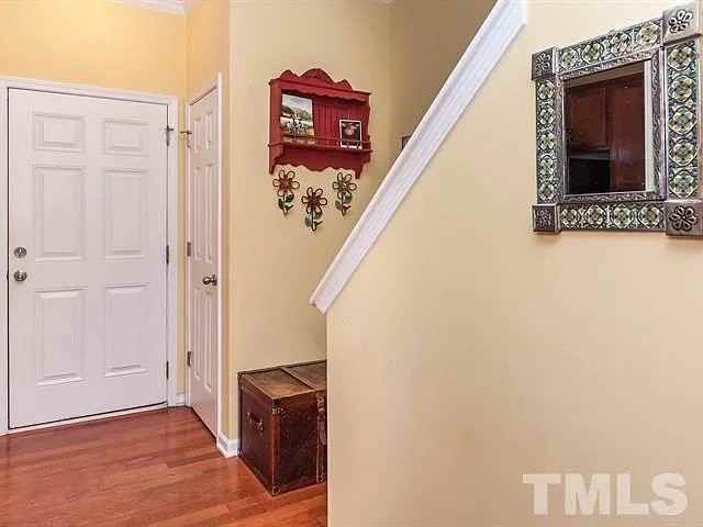 1047 Mica Lamp Ct - Photo 3 of 10