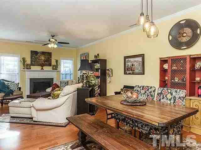 1047 Mica Lamp Ct - Photo 5 of 10