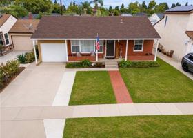 featured image of 5439 Bonfair Ave