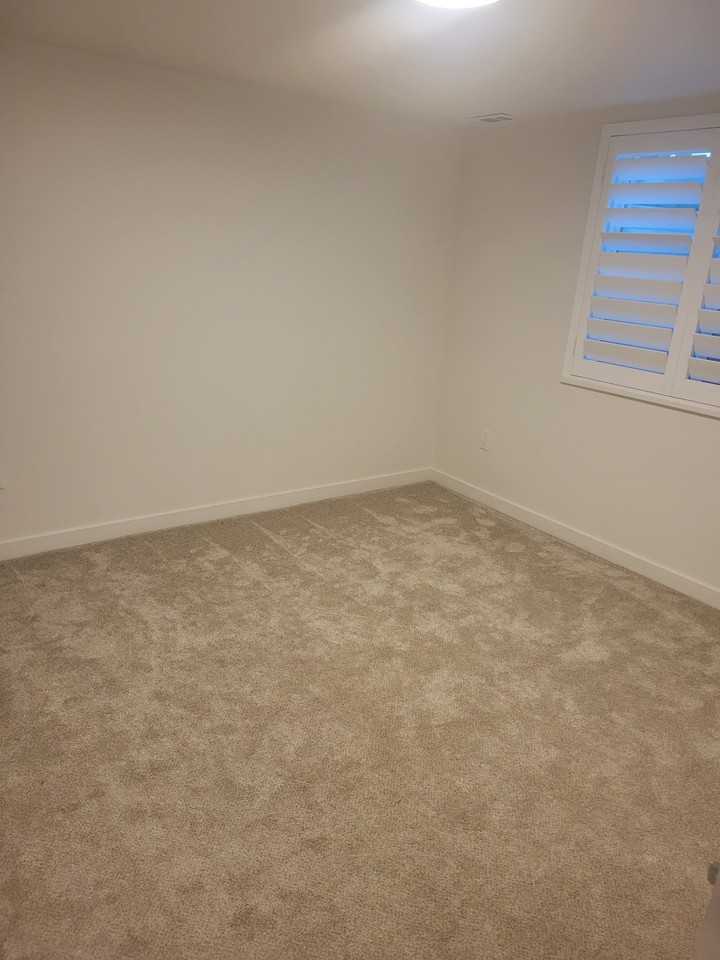 313 E Elm St #2 - Photo 5 of 11