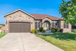 185 Stoney Pointe Dr - Photo 1 of 1