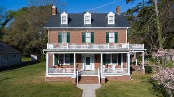 featured image of 21158 N Bayside Rd