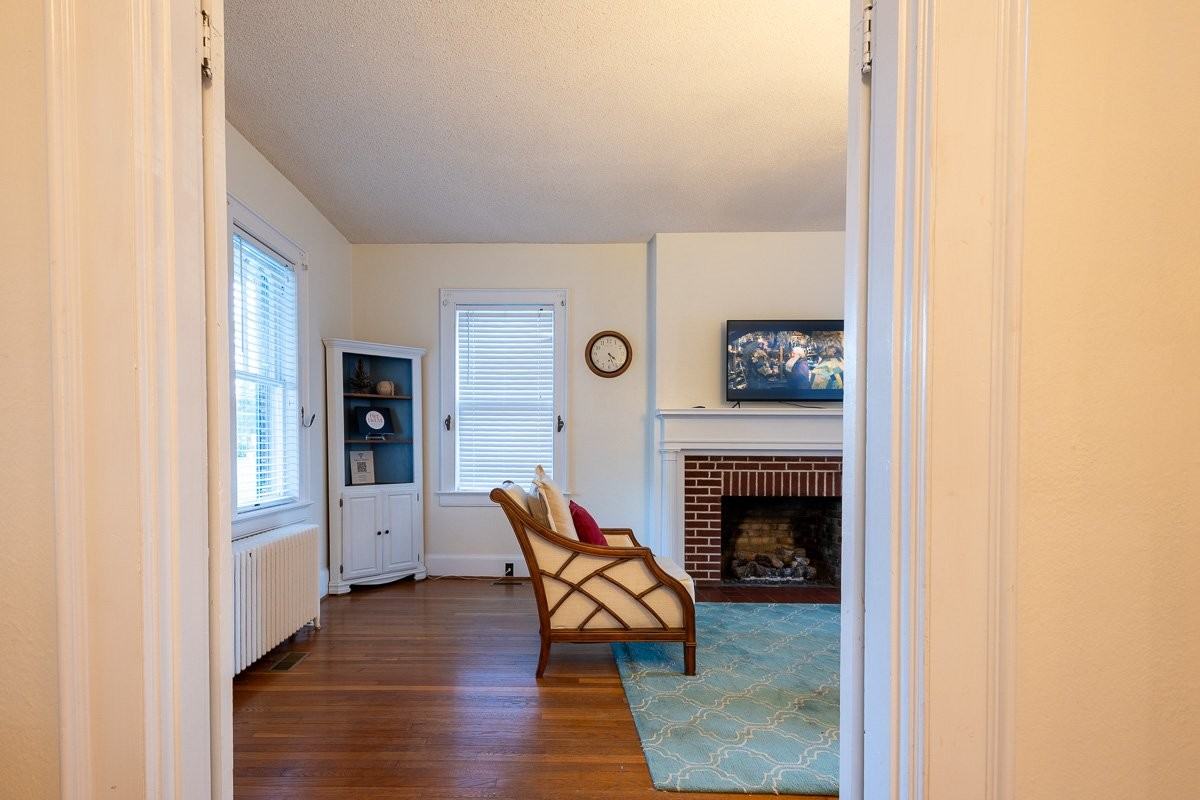 21158 N Bayside Rd - Photo 4 of 20