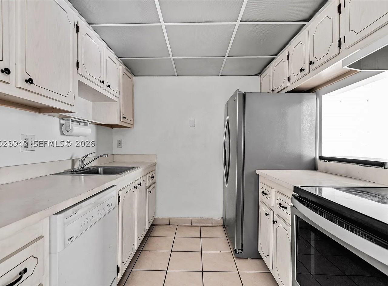 14501 Swst - Photo 3 of 18