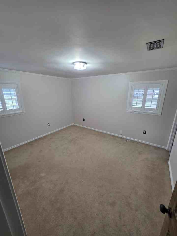 318 Powell Dr - Photo 6 of 26