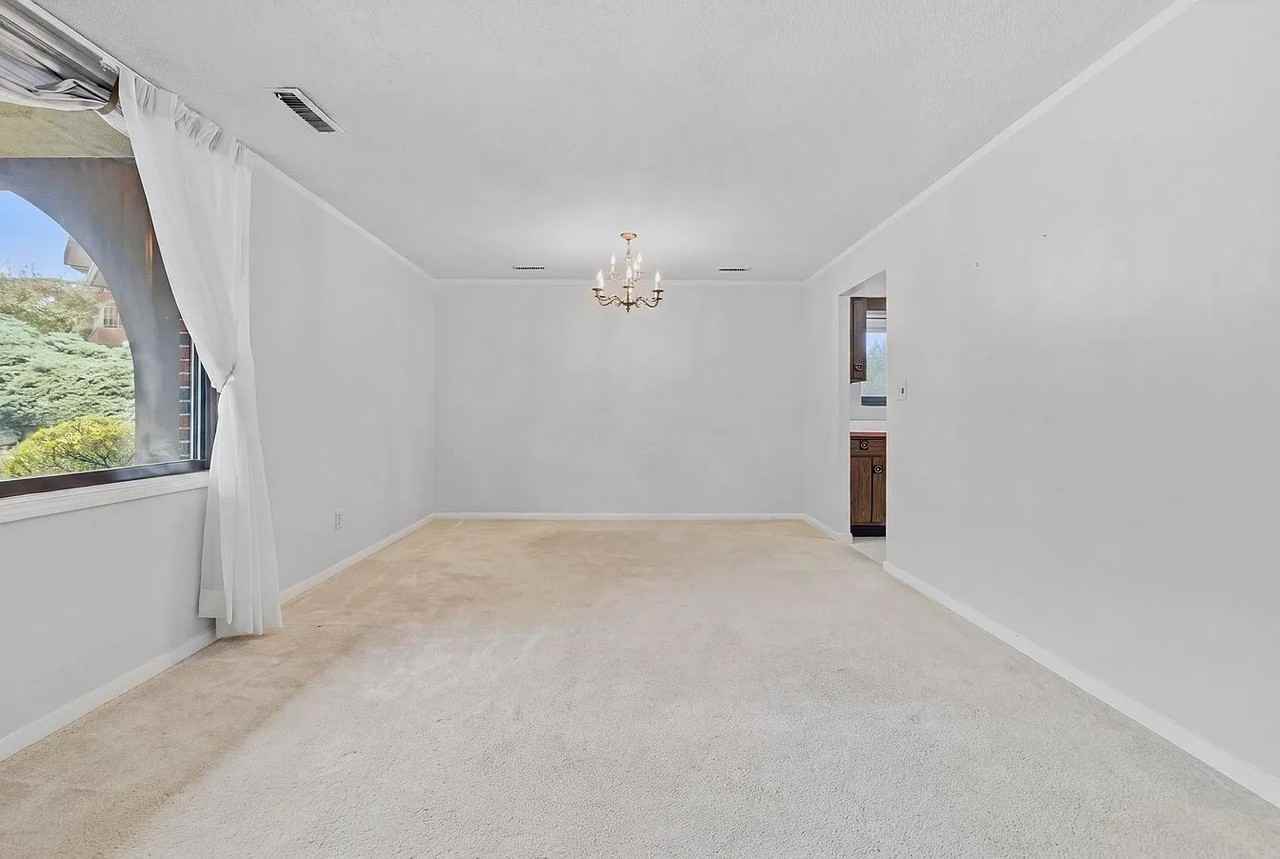 1002 Paradise Rd #1C - Photo 6 of 20