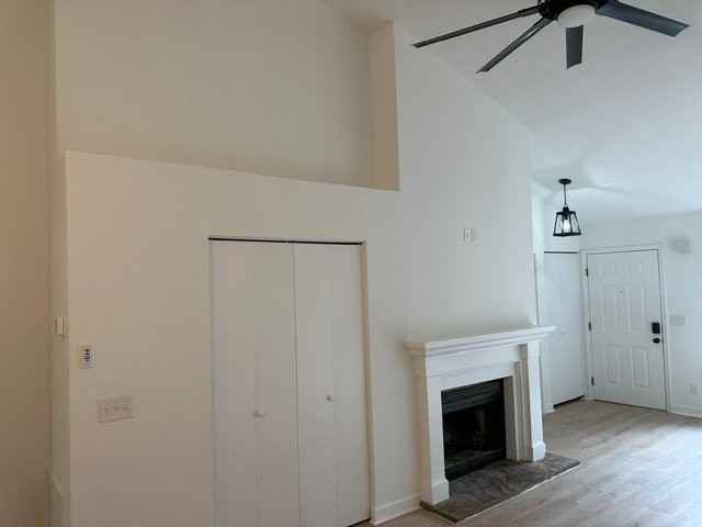 205 Tabor View Ln - Photo 2 of 12