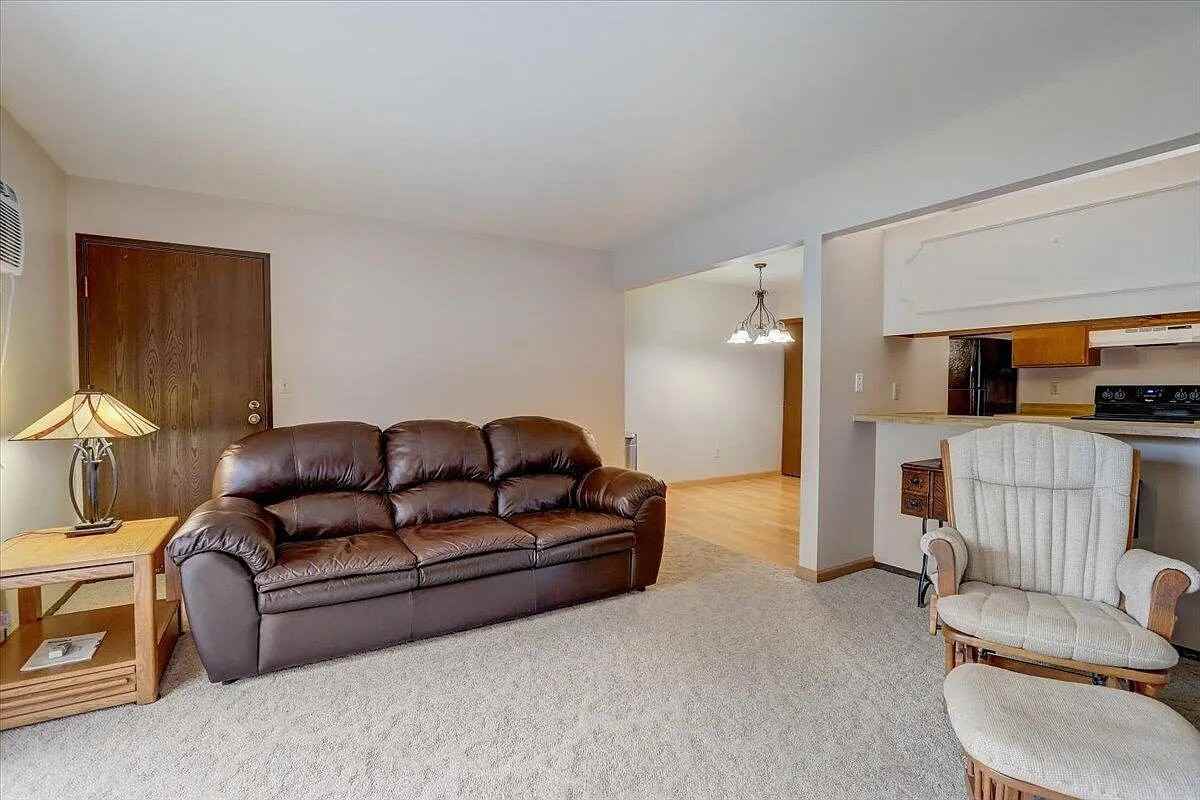 3215 W Mangold Ave #C - Photo 5 of 20
