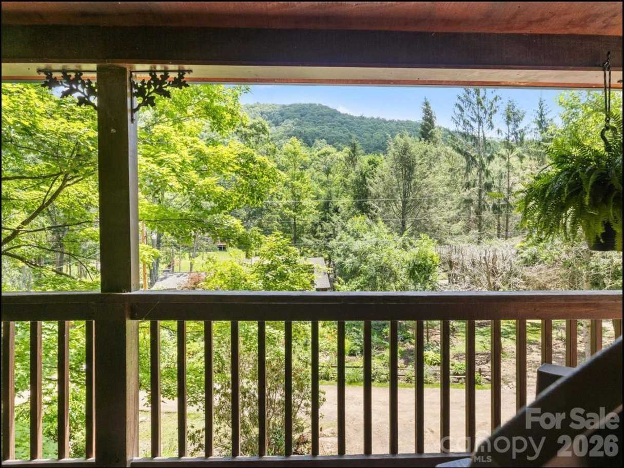 170 Mountain Farm Rd - Photo 2 of 23