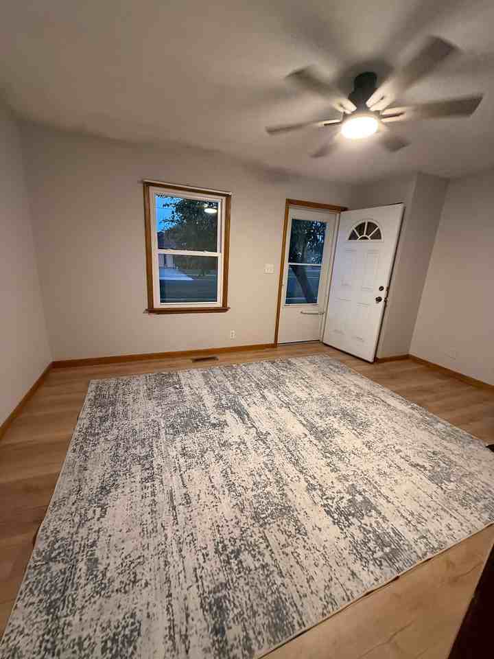1609 Washington Ave - Photo 6 of 12