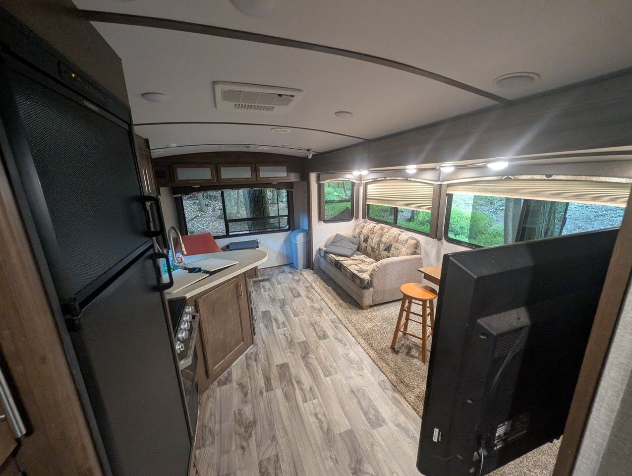 300A Camelot Shore Dr #A - Photo 6 of 12