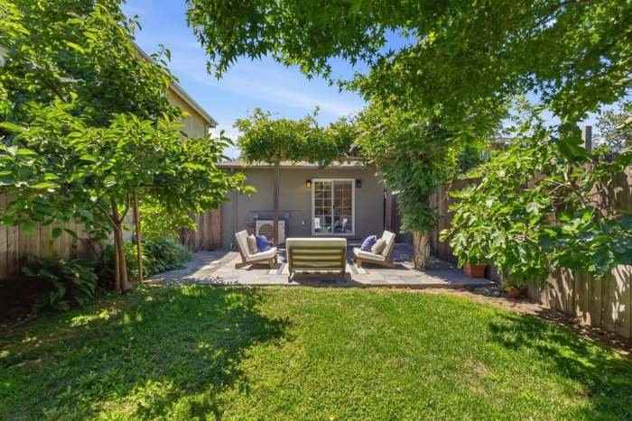 750 6th Ave - Photo 2 of 19