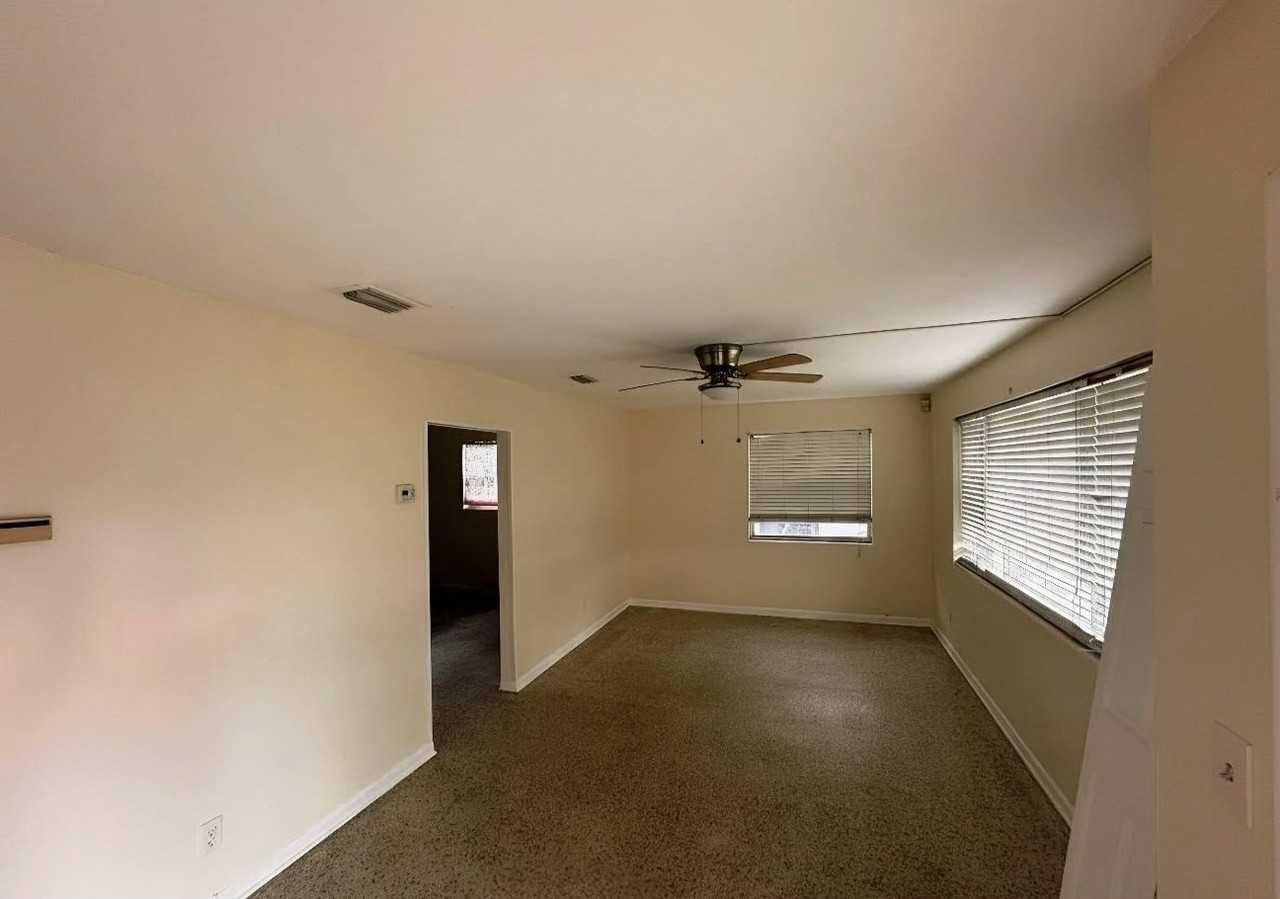6064 Longchamp Dr - Photo 5 of 18