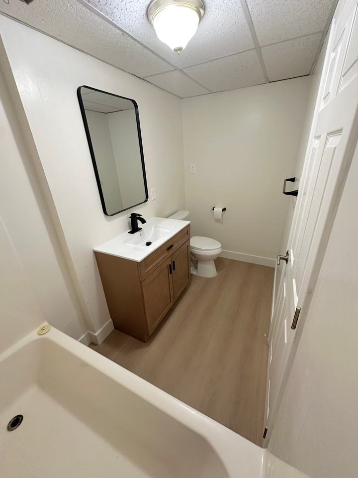 270 S Edgehill Dr - Photo 7 of 18