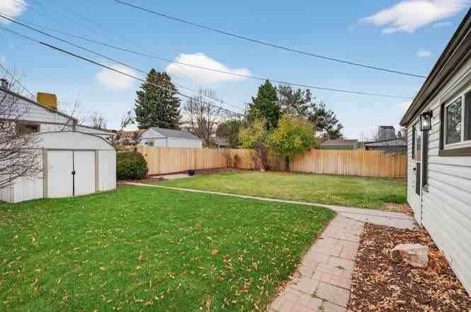 4910 E Missouri Ave - Photo 2 of 10