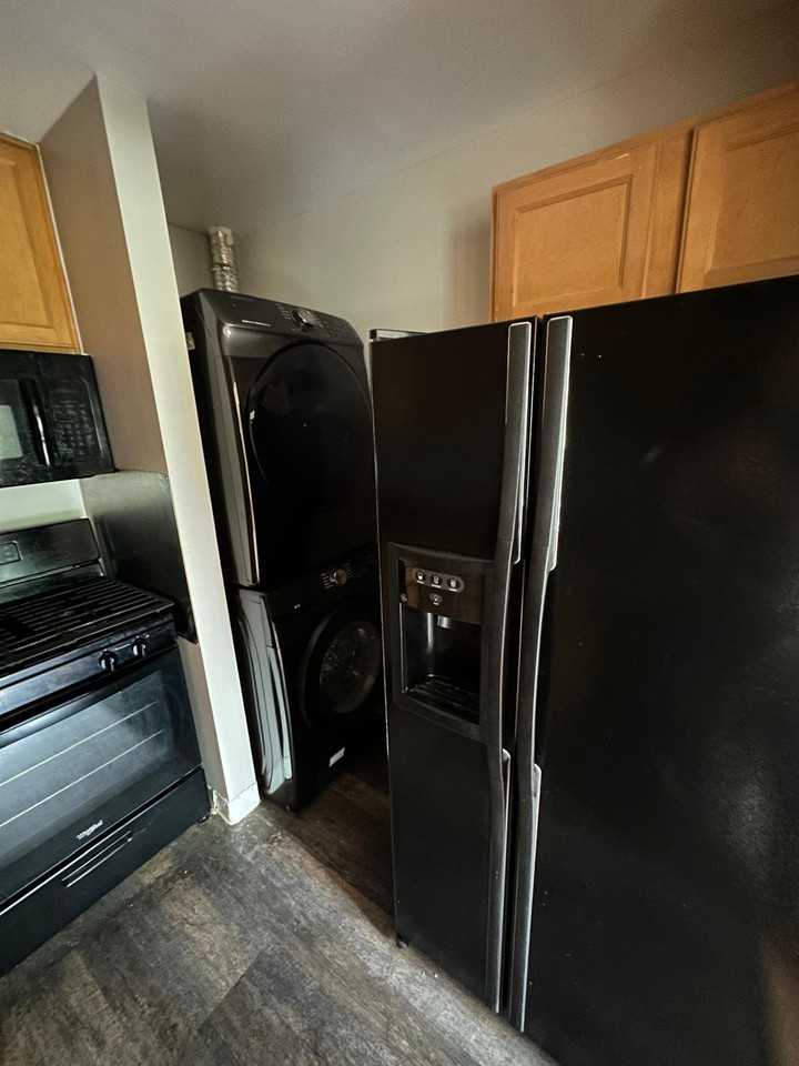 1719 Gainesville St Se #102 - Photo 4 of 11