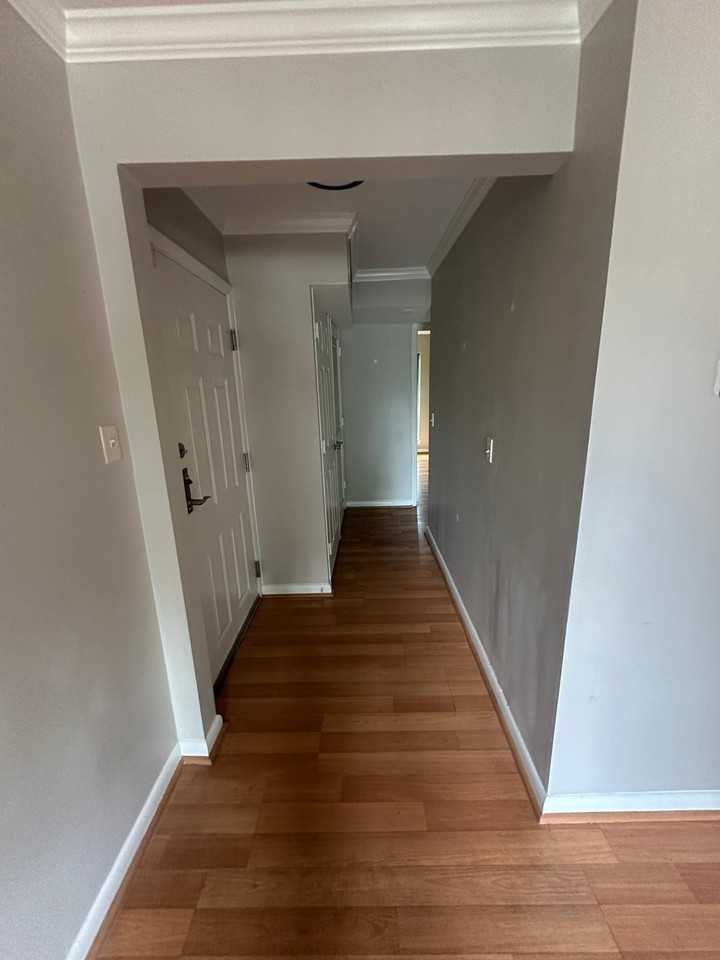 1719 Gainesville St Se #102 - Photo 5 of 11