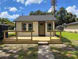 featured image of 1124 California Ave