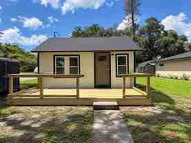 1124 California Ave - Photo 1 of 1