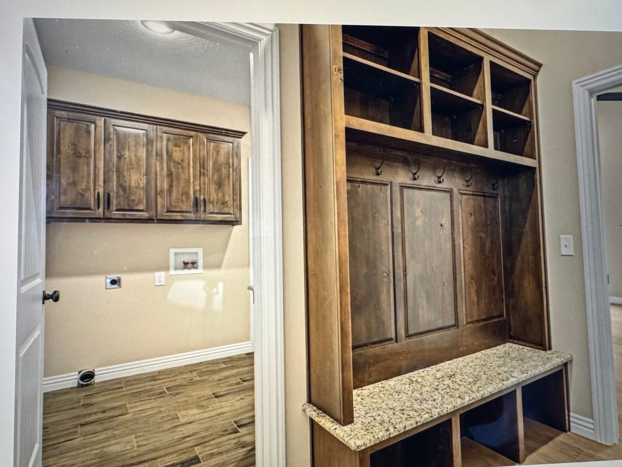 104 W Aven Ave - Photo 7 of 13