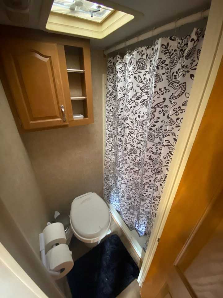 2270 Topsail Dr - Photo 7 of 14