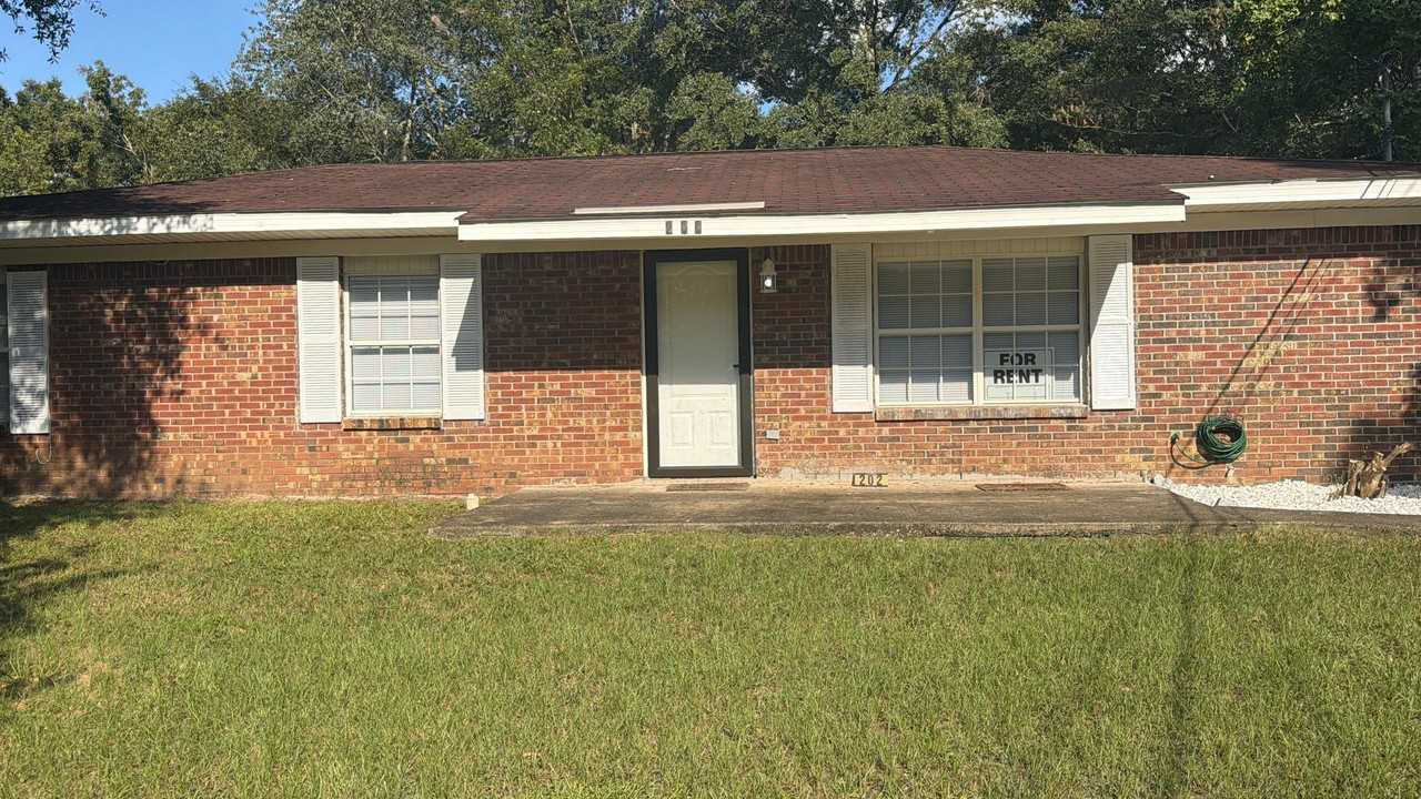 202 Ab Cotton Dr