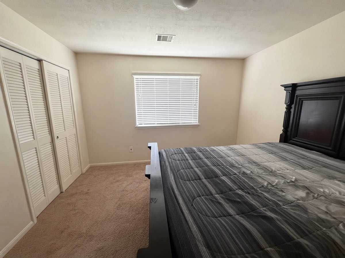 2702 Ridgeglen Ln - Photo 2 of 3