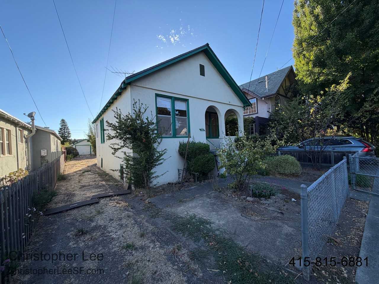 327 N Delaware St - Photo 2 of 13