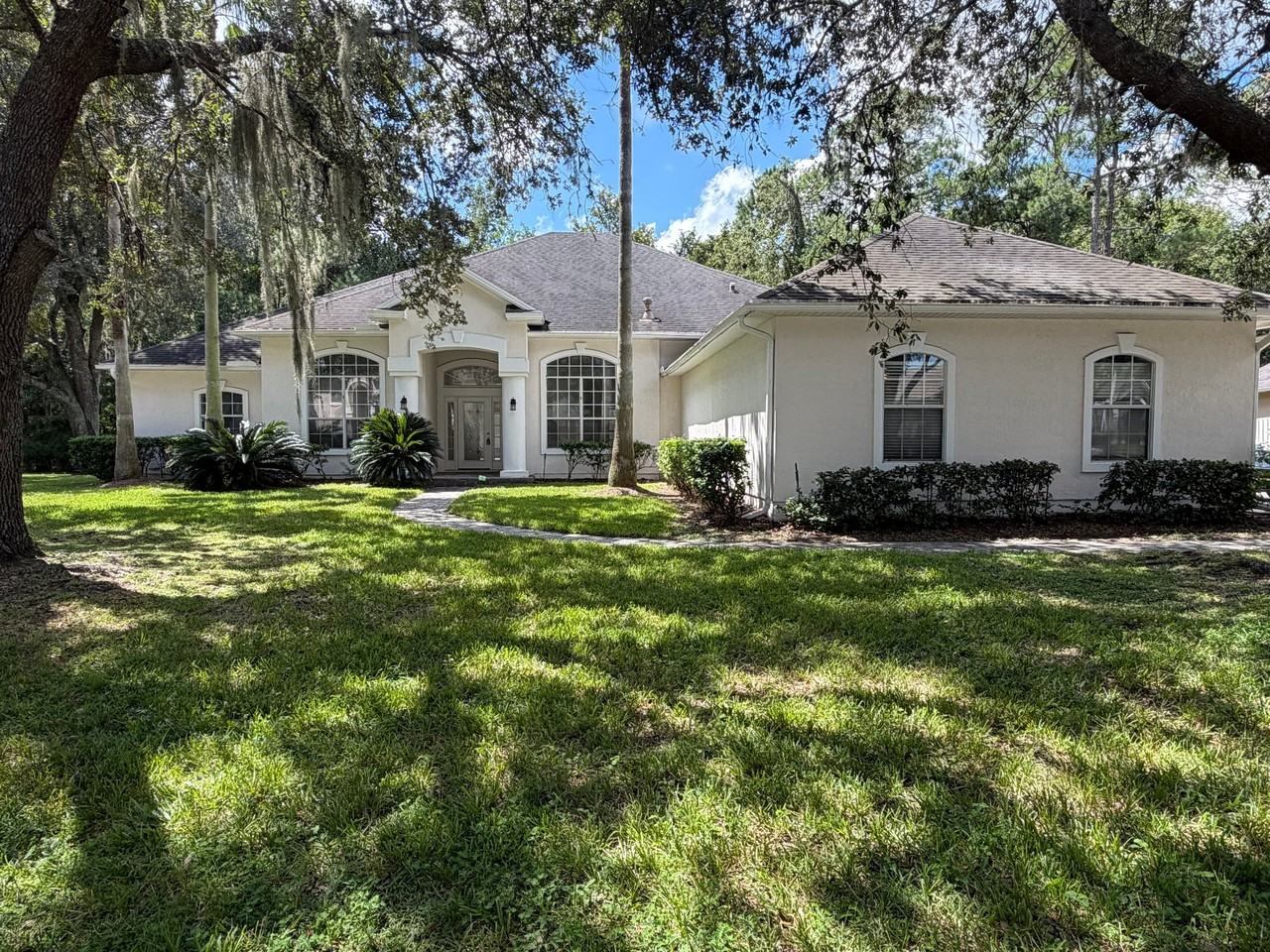 7662 Wexford Club Dr W - Photo 2 of 7
