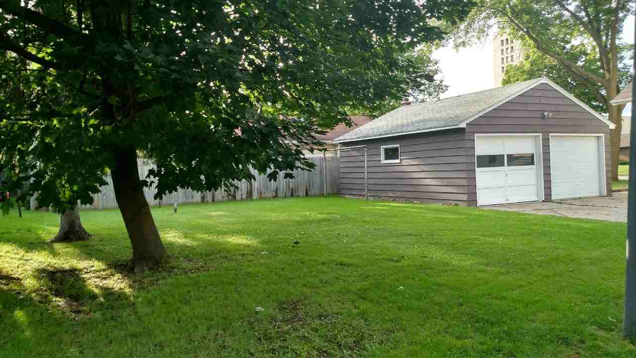 609 E Kimberly Ave - Photo 2 of 17