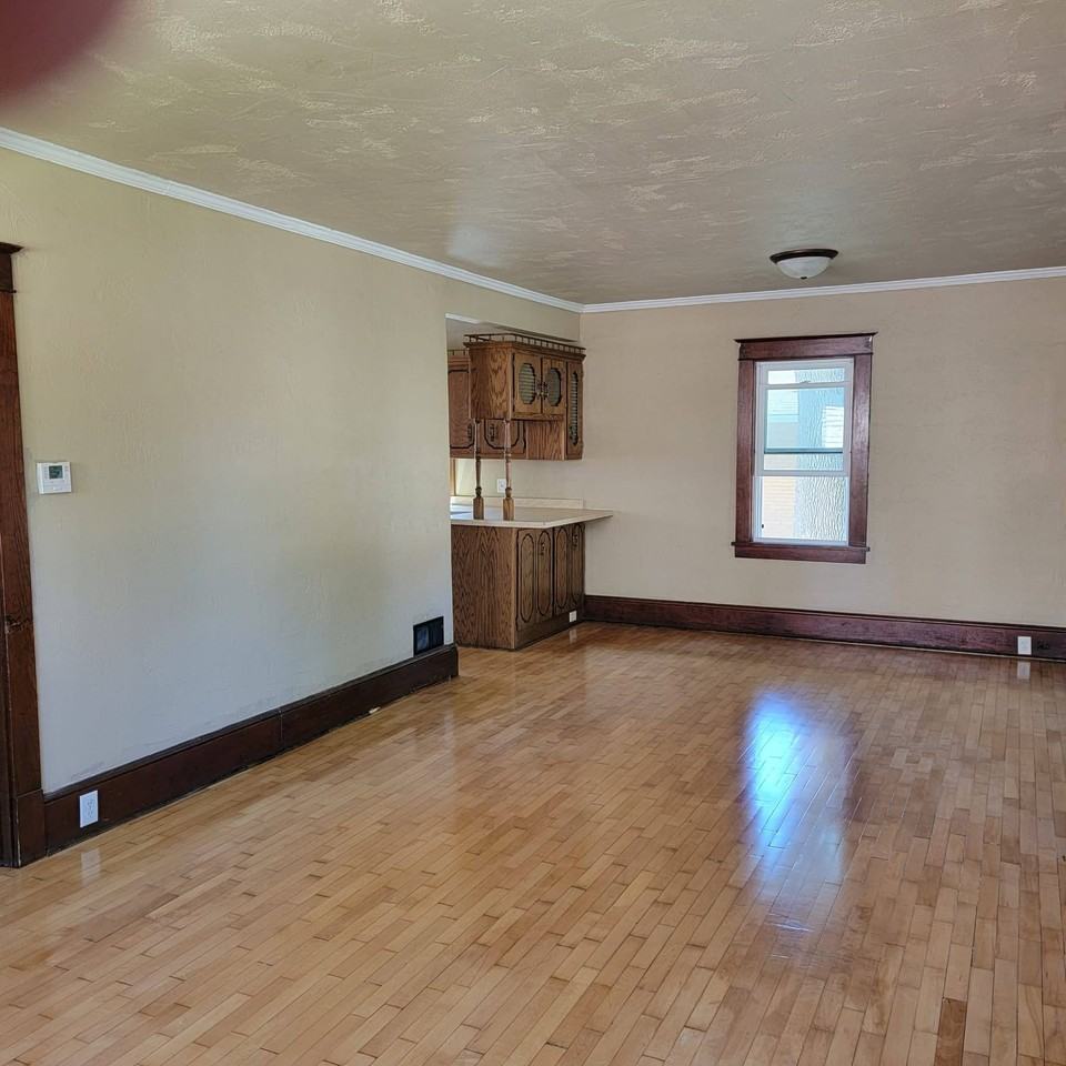 609 E Kimberly Ave - Photo 5 of 17