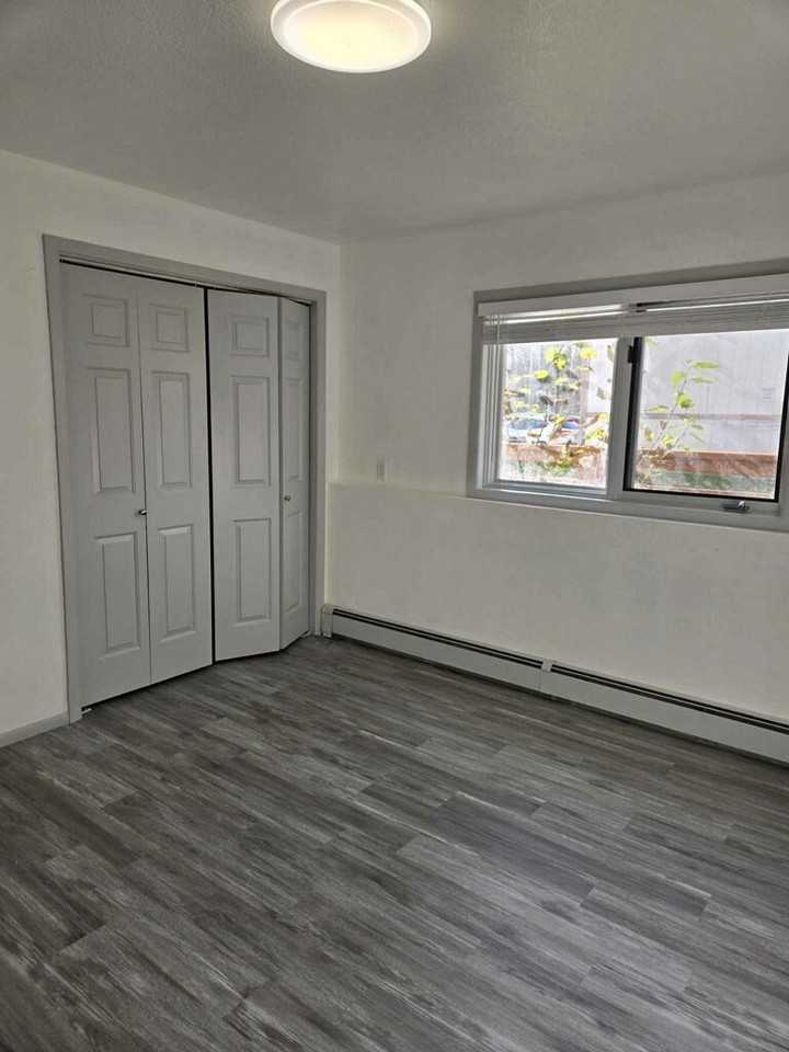 2605 E Quiet Cir #2601-1 - Photo 3 of 9