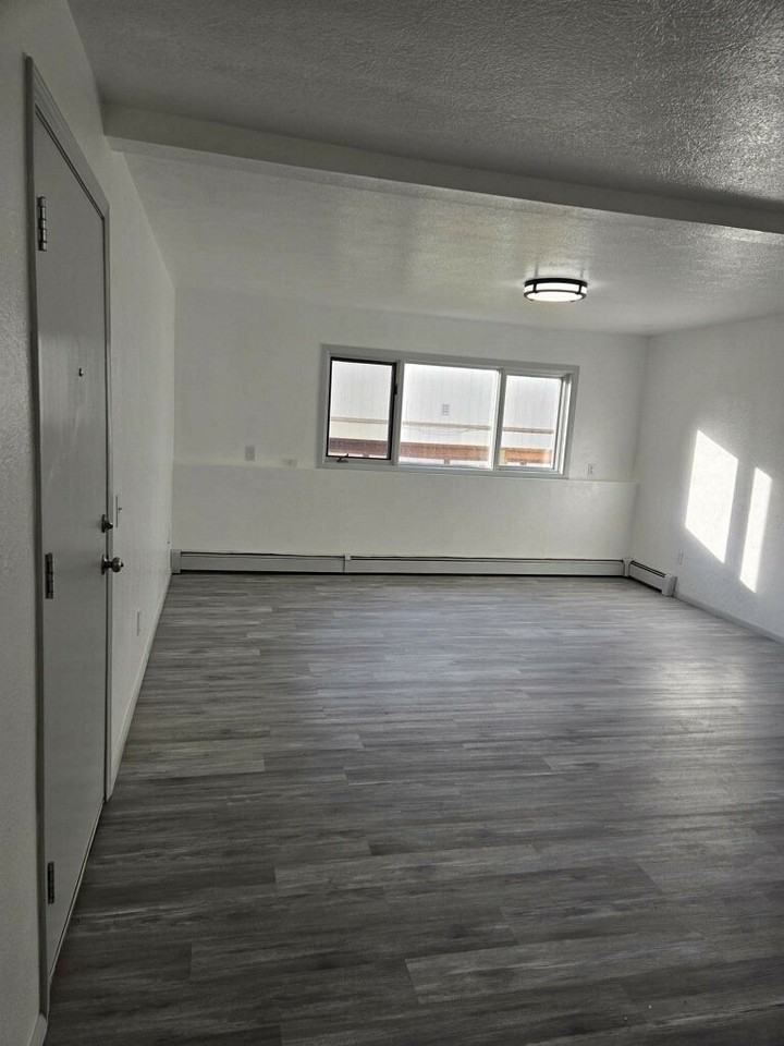 2605 E Quiet Cir #2601-1 - Photo 5 of 9